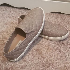 Steve Madden Sneakers